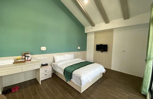 Xinyi Cama Y Desayuno | Rona Resort