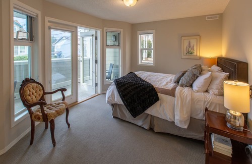 James Bay Apartamento | Menzies Manor #4 Two BR Suite-Historic, Charming James Bay, Steps to the Ocean