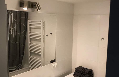Donaustadt Apartamento | New Apartment in Vienna, Top Location - VIC, UNO City, Danube