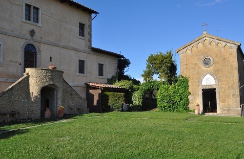 San Macario In Monte Otro | Double room Suite in typical Tuscan Villa (101), ground floor