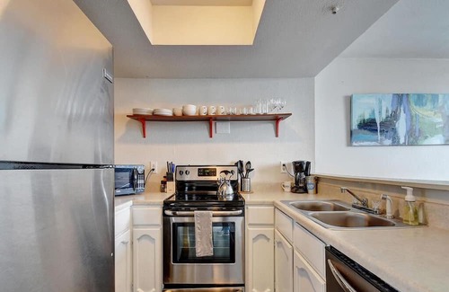 Downtown Austin Apartamento | The Littlefields by Lodgewell, Stylish Loft, Downtown Views