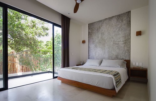 Tulsayab Apartamento | TULSAYAB - Beachfront Ground Floor - Infinity Pool
