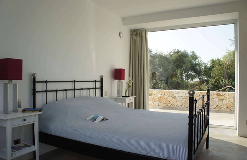 Petaleia Villa | Architect villa between the sea and mountains