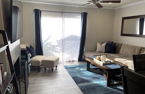 Hermosa Village Casa | Walk To Disneyland, Disneyland Rental Home 2.