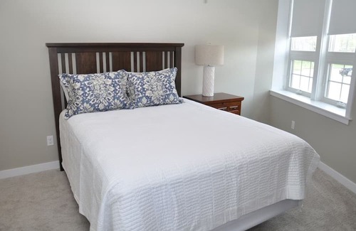 Bridgman Casa | Luxury Condo-Lakeside Suite #3