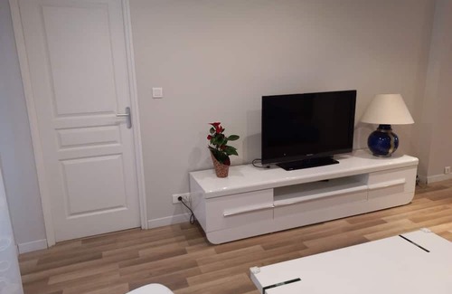 La Seyne-sur-Mer Apartamento | T3, 60 m2, 3 mins walk from the sablettes beach, air conditioning, calm, WIFI