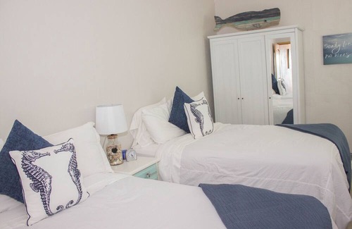 Las Conchas Casa | Ole - Great ocean front two bedroom, two bath condo