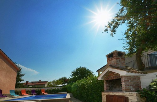 Cancini Otro | Precioso apartamento en Porec con piscina