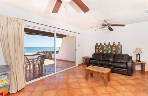 Santa Ana Casa | Aventura - 3 bedroom newly remodeled beach front condo