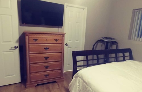 Linda Vista Casa | Excelente ubicación con comodidad y diversión incluida.
