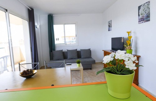 Cap de Salou Apartamento | Beautiful apartment with sea views, parking and pool - Turismar
