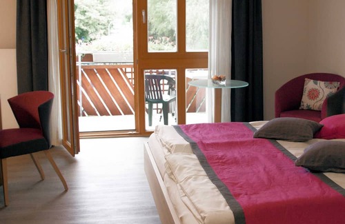 Eggolsheim Casa | Large double room (with balcony / terrace) - Brauerei-Gasthof Pfister