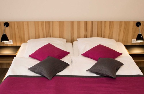 Eggolsheim Casa | Large double room (with balcony / terrace) - Brauerei-Gasthof Pfister