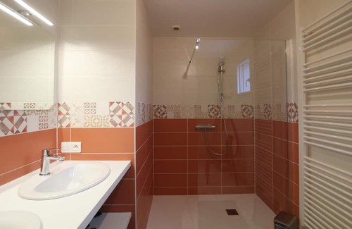 Marcey-les-Greves Cabaña | Gite Marcey-les-Grèves, 5 bedrooms, 15 persons
