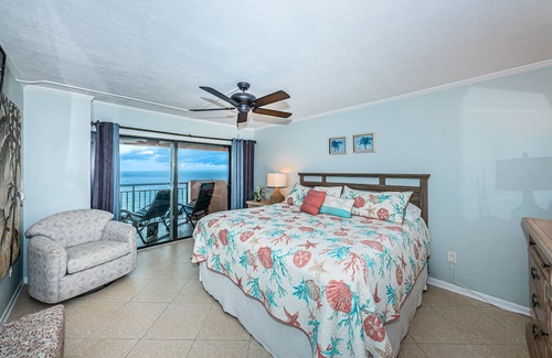 Indian Shores Condominio | APRIL 13-27 SPECIAL BOOK NOW! 🌴BCHFRONT PENTHOUSE Million View🌴