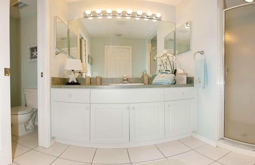 Pelican Casa | VILLA SUNSET KISS SW HERMOSO IMPRESIONANTE EN CRUCE DE CANAL CON ACCESO AL MAR *****
