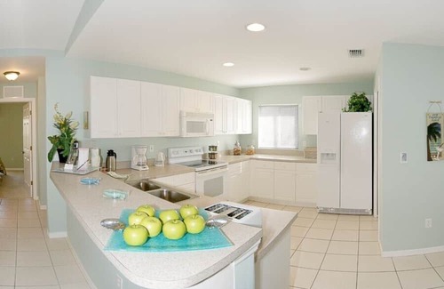 Pelican Casa | VILLA SUNSET KISS SW HERMOSO IMPRESIONANTE EN CRUCE DE CANAL CON ACCESO AL MAR *****
