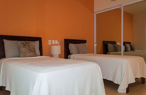 La Cruz de Huanacaxtle Condominio | La Cruz Marina view 2 bdrm condo