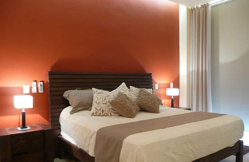 La Cruz de Huanacaxtle Condominio | La Cruz Marina view 2 bdrm condo