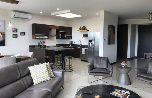 Playa Hermosa Apartamento | 2BR with additional bonus room, roof terrace & walking distance to the beach