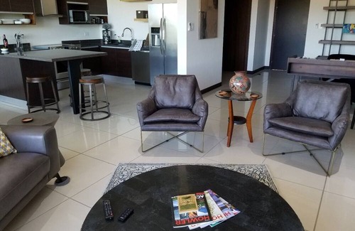Playa Hermosa Apartamento | 2BR with additional bonus room, roof terrace & walking distance to the beach