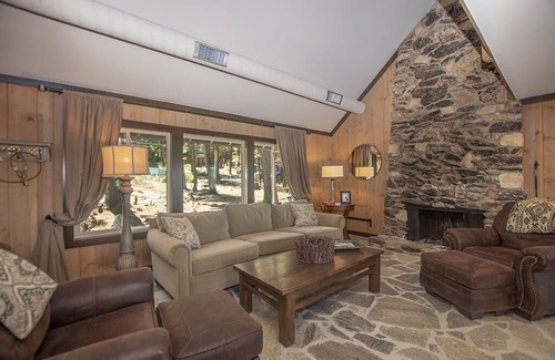 Tahoma Casa | McKinney Cove: Tidy Lake View Home with Lots of Updates