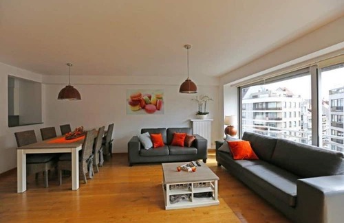 Knokke Apartamento | Stunning apartment downtown 300m from the beach