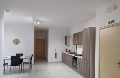 Marsaskala Apartamento | Two Bedroom Spacious Apartment central to all amenities and close to the sea