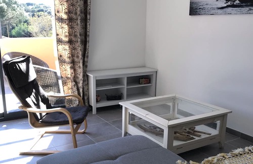 La Croix-Valmer Apartamento | Spacious air-conditioned apartment new construction