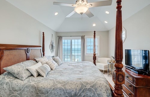 North Topsail Beach Casa | Frente al mar 5 BR Townhouse - Piscina, jacuzzi privado, y la playa!