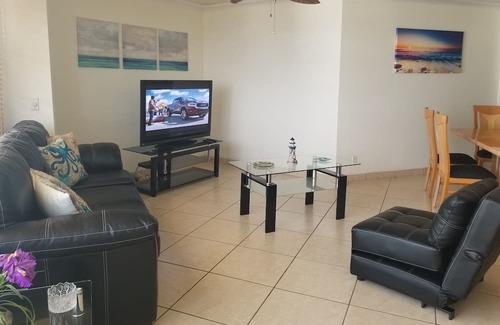 Hollywood South Central Beach Casa | Oceanfront 2Bedroom/2 baths in Hollywood Beach, Florida