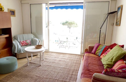 La Ciotat Apartamento | T2 50 m, air-conditioned, with garage in a small quiet property.