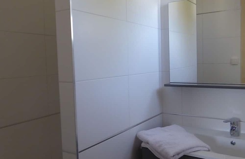 La Ciotat Apartamento | T2 50 m, air-conditioned, with garage in a small quiet property.