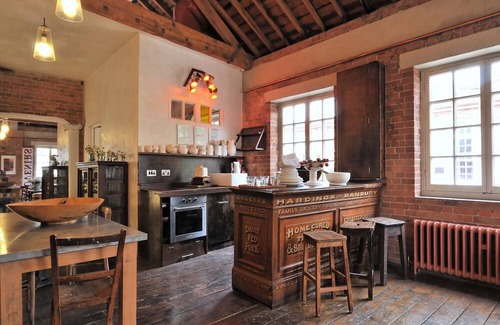 Billingsgate Apartamento | double aspect south facing and sunny loft Borough market SE1- a private escape