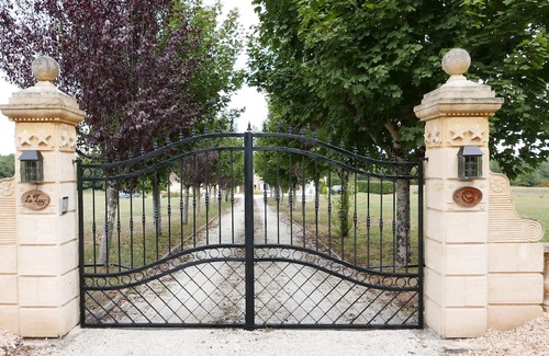 Lanquais Cabaña | Charming house with private heated pool in the Périgord in the Dordogne.
