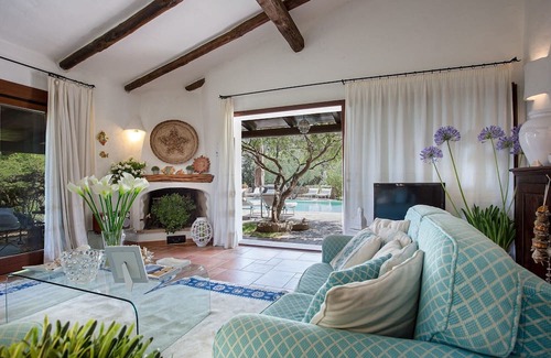 Santa Teresa di Gallura Villa | VILLA FRANCESCA with Private Infinity Pool View over La Maddalena Archipelago