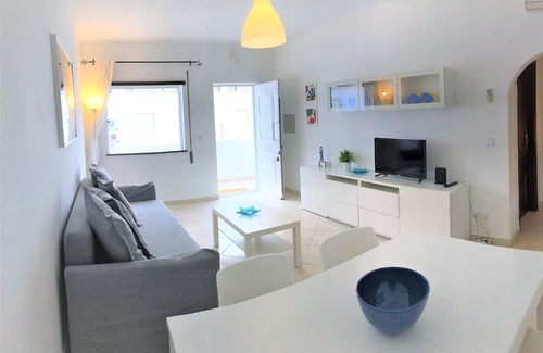 Altura Apartamento | Apartment 250 meters from Altura beach with terrace, A / C and Internet