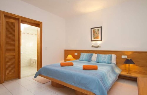 Tias Casa | Beautiful house with solarheated and private pool
