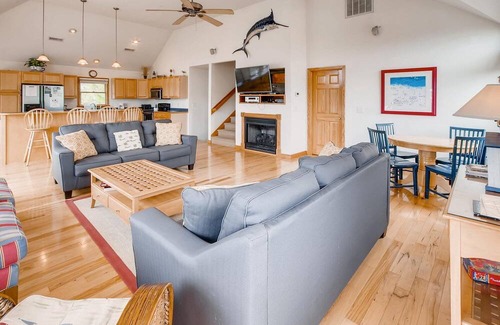 Rodanthe Casa | ¡Diversión con vista al mar para toda la familia, olas! Piscina, Bañera de hidromasaje, Sala de juegos, Se aceptan perros