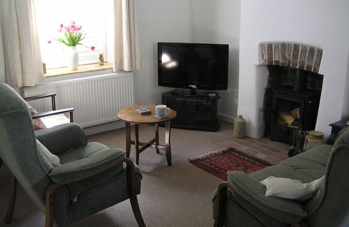 Bridport Cabaña | Characterful 18th century cottage in Bridport close to the Jurassic Coast.