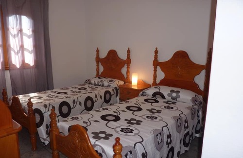 Tias Casa | Holiday house in quiet location with views of the Timanfaya National Park