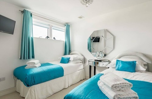 Poole Apartamento | Ocean Escape - an apartment that sleeps 4 guests in 2 bedrooms