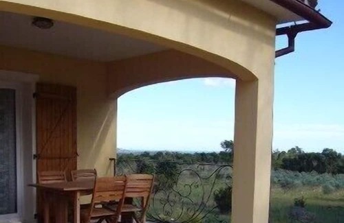San-Gavino-di-Carbini Villa | Small contemporary villa with all mod cons (new)
