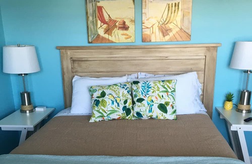 Lake Ozark Condominio | JUST LISTED - RECIENTEMENTE REMODELADO - SITUADO JUST OFF BAGNELL STRIP