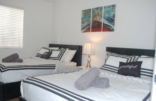 Historic Filipinotown Casa | Downtown LA Comfortable Bedrooms