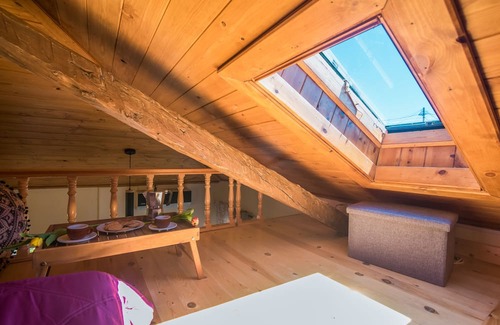 Chlomatiana Cabaña | Spiti Lagis - rustic cottage house with 1BR loft