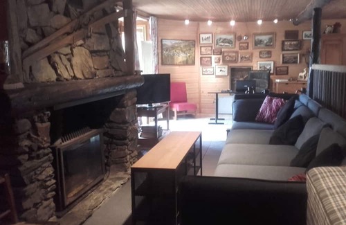 Gouaux-de-Luchon Chalet De Esquí | CHARMING CHALET, CLASS 3 *, LARGE GARDEN FENCING 10 MIN FROM LUCHON