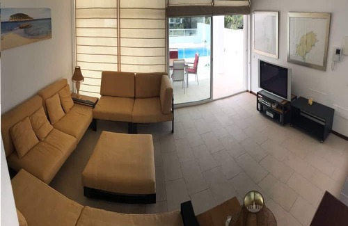 Cala Vadella Chalet De Esquí | Chalet with private pool, Wifi and A. C in Cala Vadella
