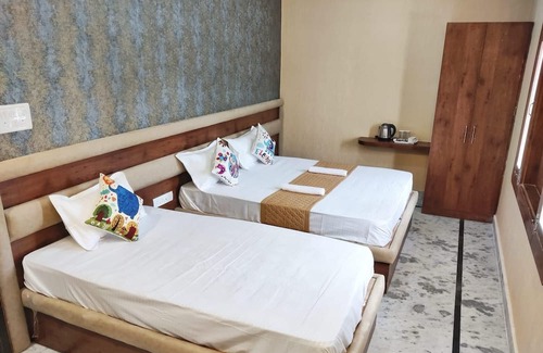 Khajuraho Hotel | Soni's Mansion