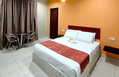 Bacoor City Hotel | OYO 1171 Raja Alea Residences